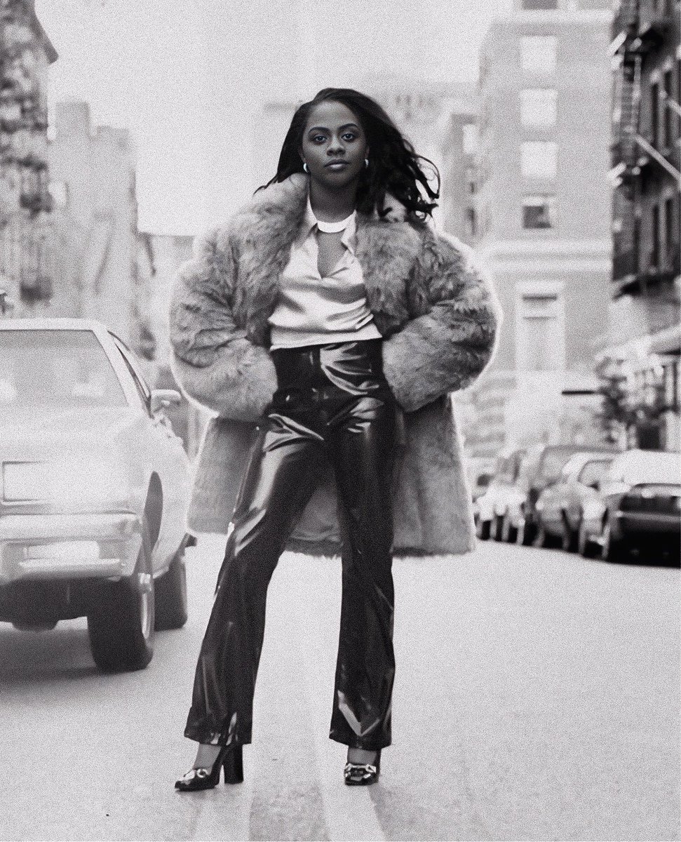 📸: Lil’ Kim (Photographed By Carl Posey, Rap Pages Magazine - 1996)