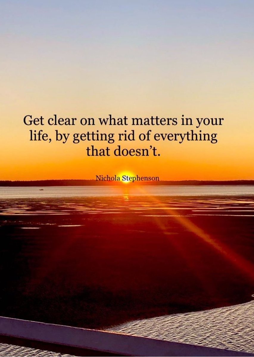 Get clear on what matters in your life, by getting rid of everything that doesn’t 

#positive #mentalhealth #mindset #joytrain
#successtrain #thinkbigsundaywithmarsha #thrivetogether