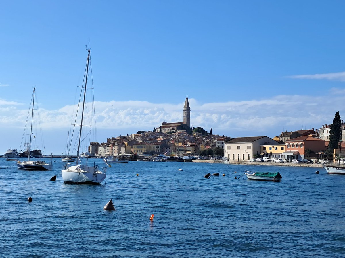 Getting ready for #CUC2024 AI u obrazovanju #cuc #carnetcuc #carnet #ai #obrazovanje <a href="/CARNET_CUC/">CUC 2024</a> #Rovinj 🇭🇷