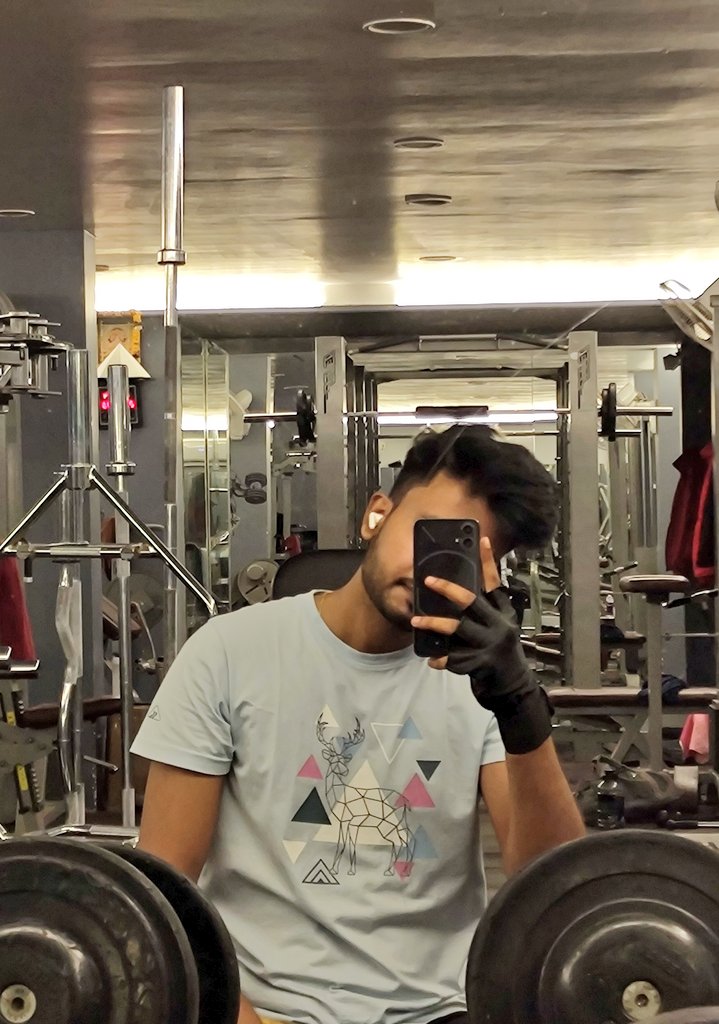 stethoboy's tweet photo. Mummy :mera Beta Gym gaya hai
Le beta: https://t.co/vFzAehTNMH