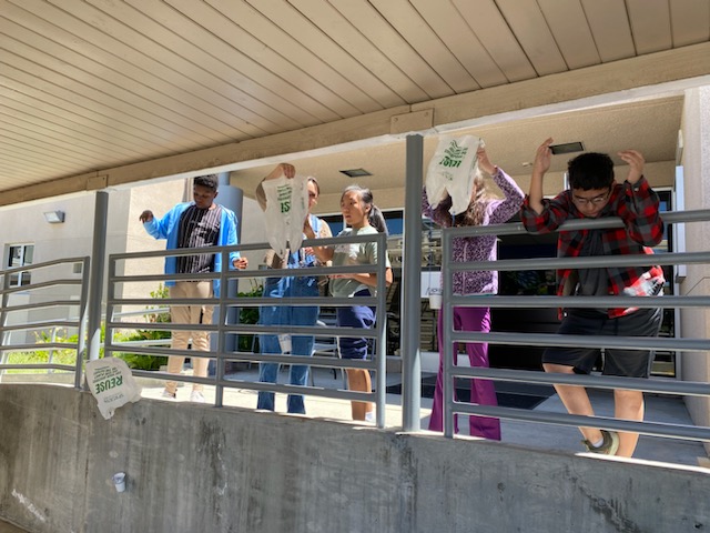 AEWrightMS's tweet photo. Ms. Olivas' class tested our their parachutes today! #aewms #lvusd https://t.co/ta5aXxPV9q