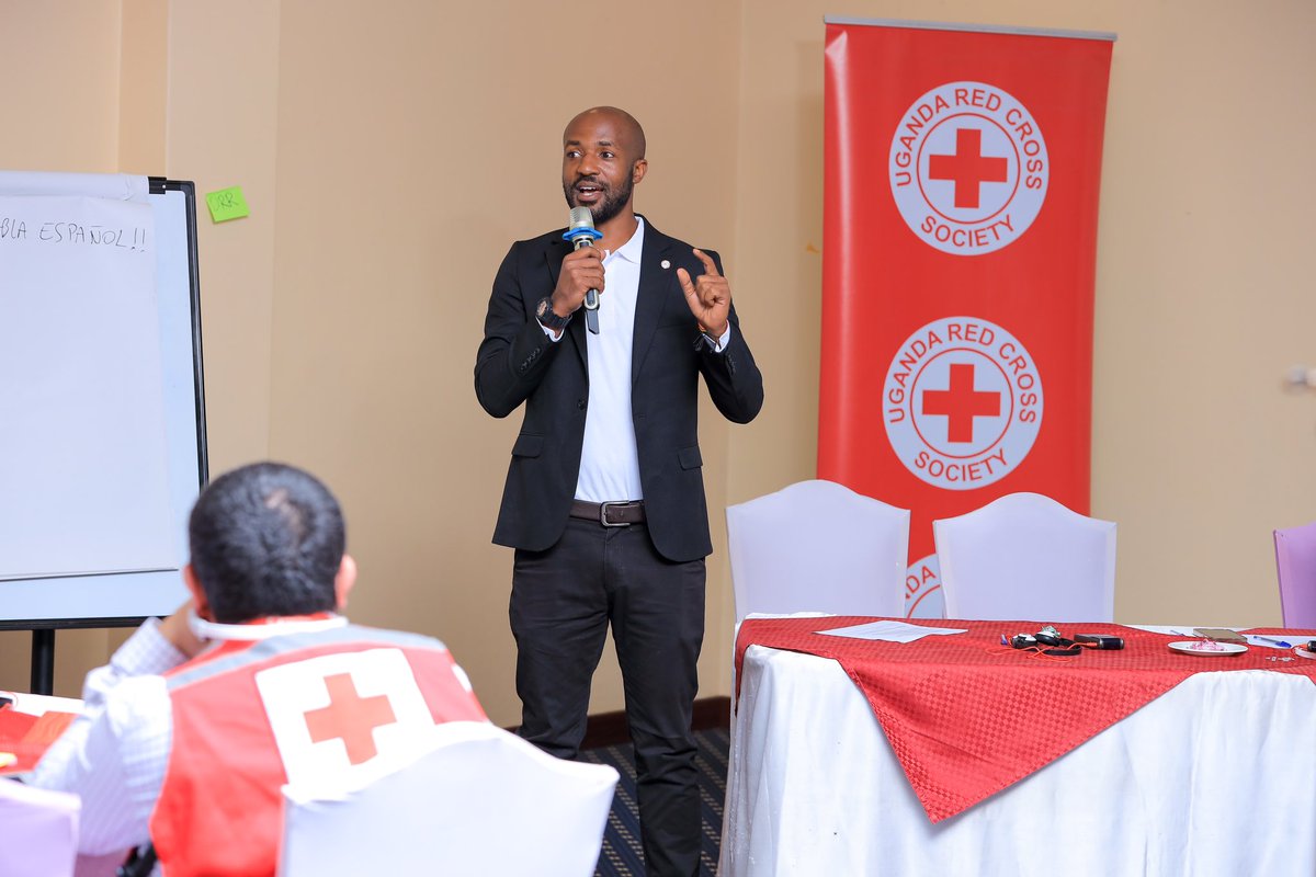 UgandaRedCross tweet picture