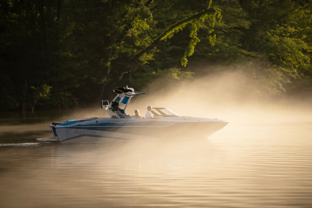 SupremeBoats's tweet photo. Summer can't get here soon enough. ๐
#supremeboats #wakeboat #surfboat #towboat #supreme #mvt #mostvaluabletowboat #wakesurf #wakeboard https://t.co/wm9HoVq1QN