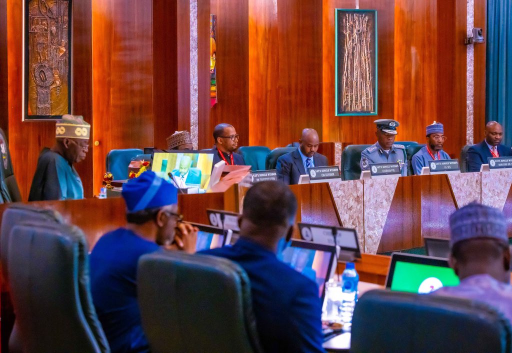 Earlier today, I joined HE, President <a href="/officialABAT/">Bola Ahmed Tinubu</a>, Chief of Staff to the President, Hon. <a href="/femigbaja/">Femi Gbajabiamila</a> and heads of agencies to launch the National Single Window Platform (NSW).

The National Single Window is a game-changing initiative that will greatly simplify trade procedures,