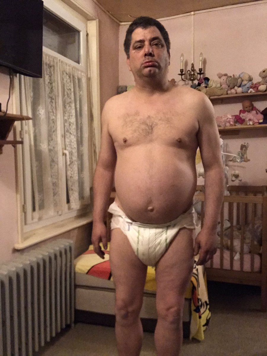 Babysissy8's tweet photo. Good evening everyone - Bonne soirée tous le monde #abdl #babysissy #diapersissy #exposure #Retweee https://t.co/z0ufVBsK21