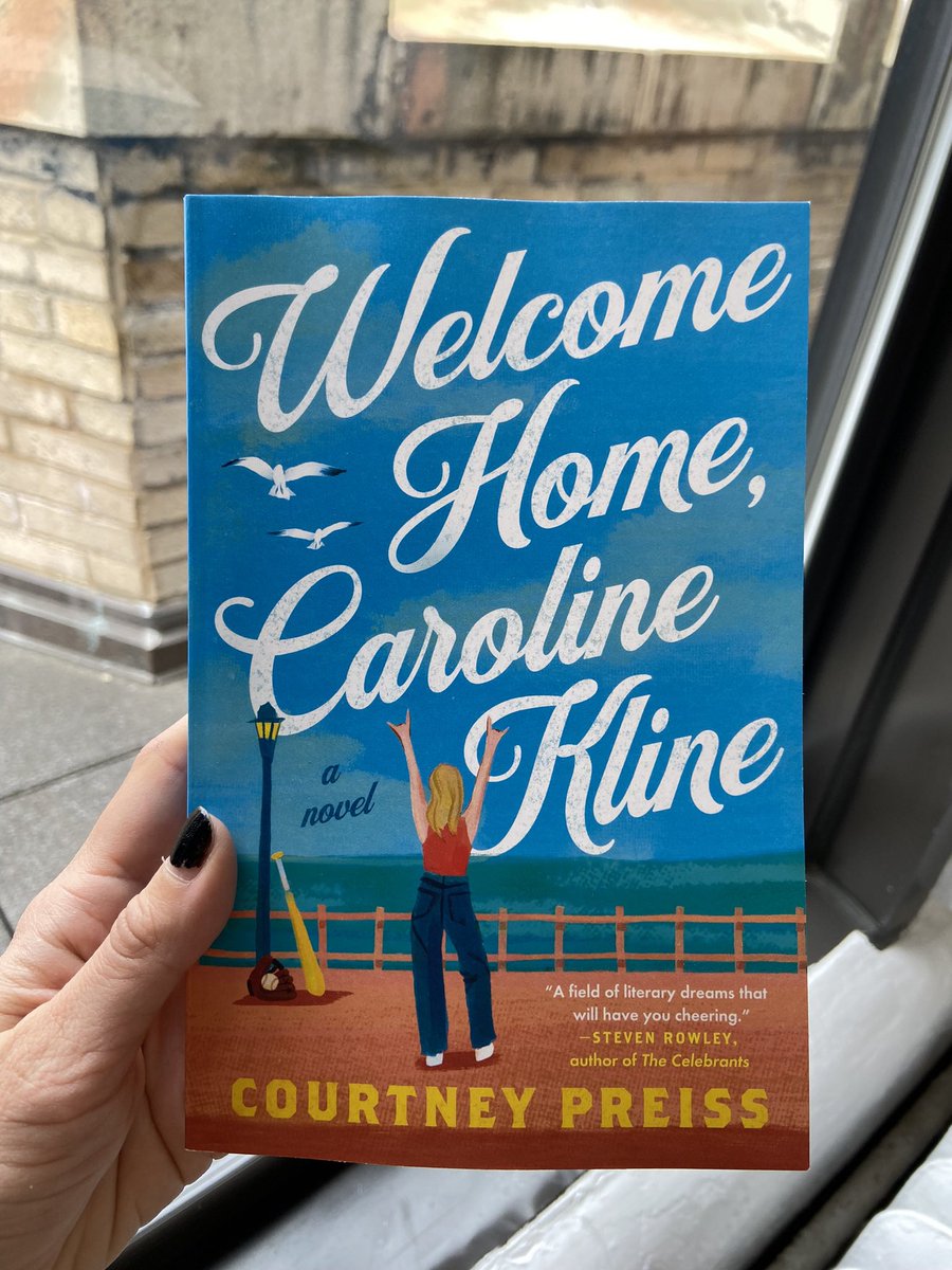 summer weather just in time to welcome this summer novel!! WELCOME HOME CAROLINE KLINE made me cackle from the first paragraph: a perfect book about small town baseball, second chances, and the chaos of a Saturn return. Happy pub day; out now from <a href="/PutnamBooks/">G. P. Putnam's Sons</a> ✨