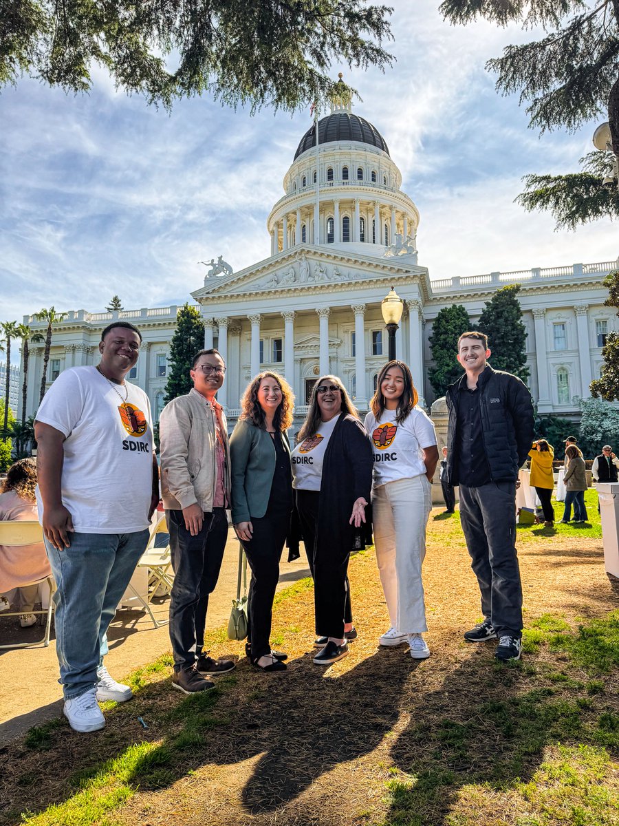 The SDIRC #SanDiego delegation including staff of @AllianceSnDiego represents the largest delegation in the state. Together we are building an inclusive California!  #Health4All #SafetyNet4All #Food4All #SB1132