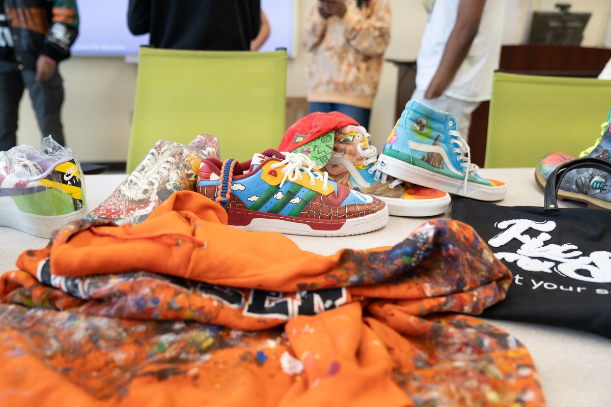 FAMU School of Journalism & Graphic Communication tweet media