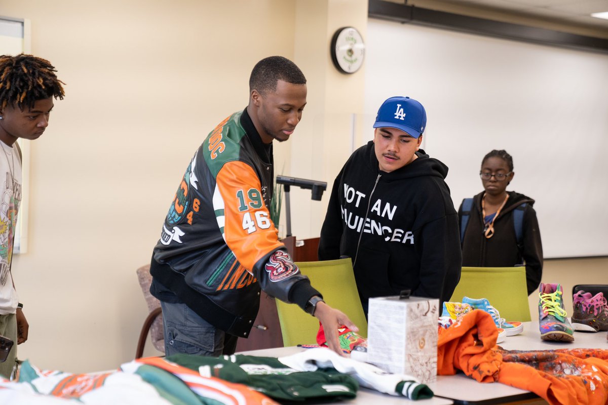 FAMU School of Journalism & Graphic Communication tweet media