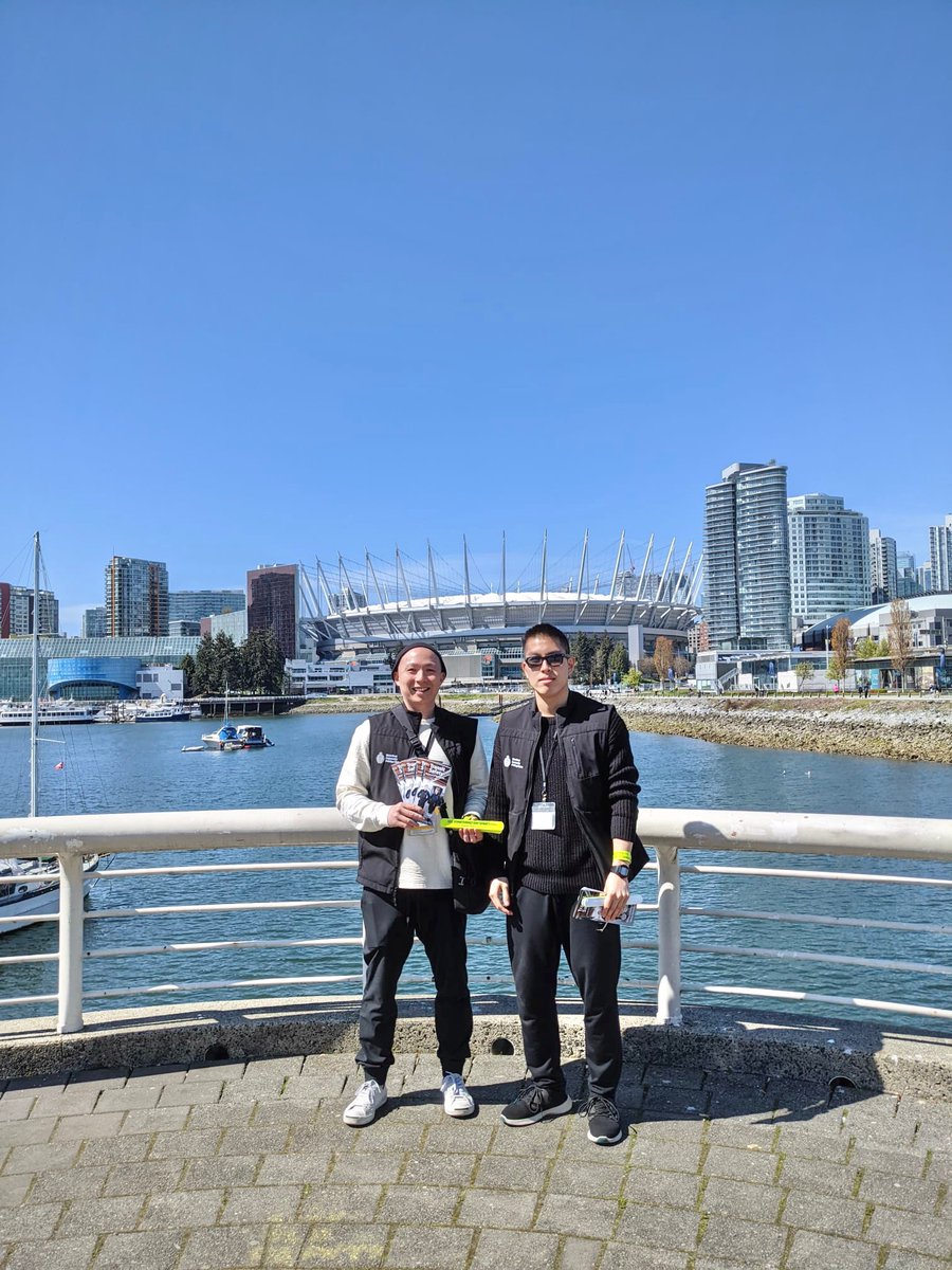 127 pamphlets and 175 safety reflectors given out by our Saturday Patrol Team! The weather was nice, and the public was educated about #TransitSafety! Great work, Team 🙌 #waterfrontcpc #publicengagement