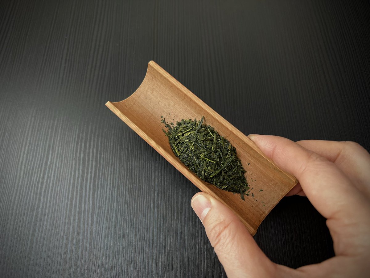 MatsukazeTea's tweet photo. Back in stock! 500g ziplock value-pack Yame fukamushi sencha from Fukuoka. It has a toasted walnut aroma and mild salty, grassy flavour with a savoury finish. Great tea, great value. Time to stock up!
#matsukazetea #onlineshop #yyc https://t.co/X0CtxJYDrN