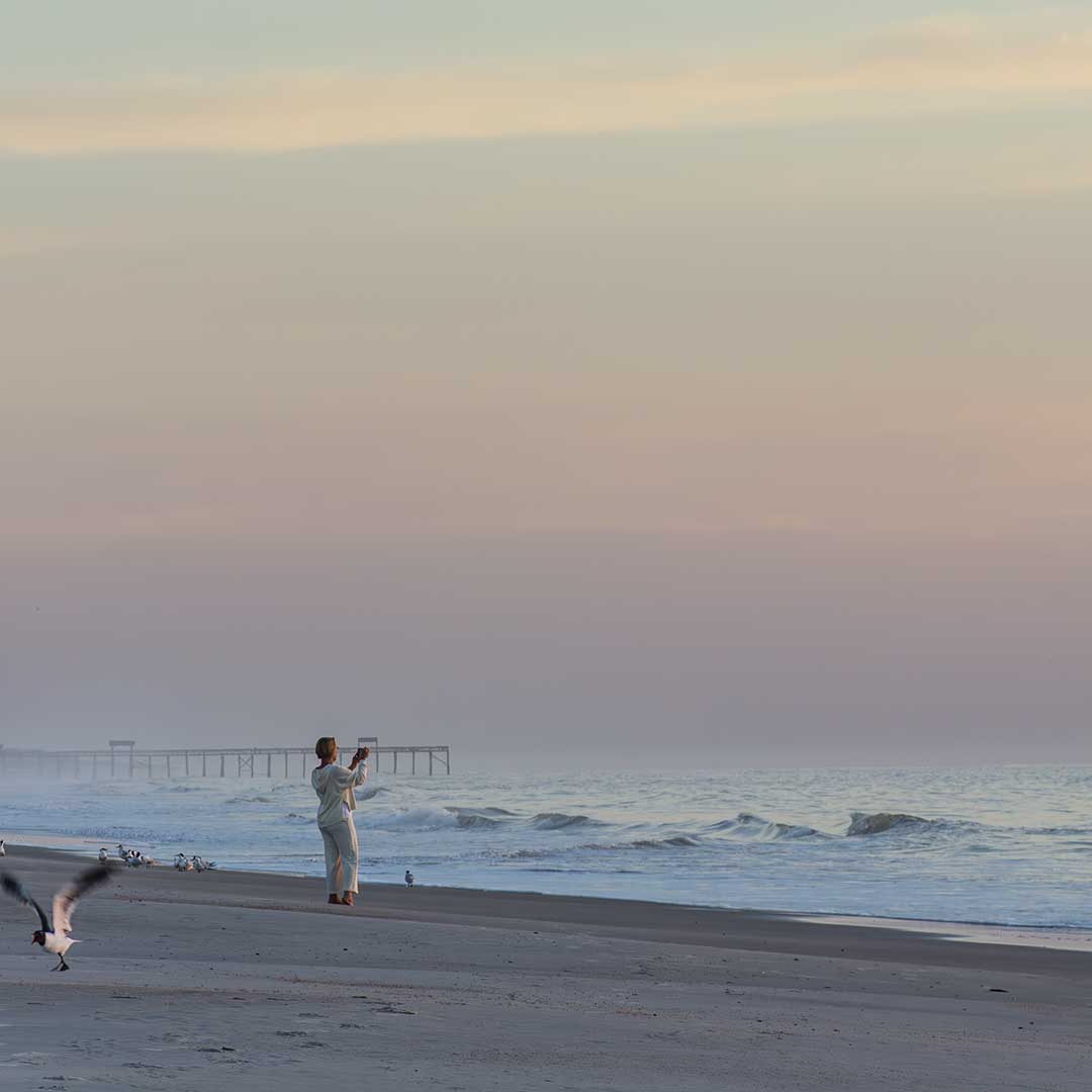 javajoba's tweet image. Enjoying the #sunrise  on this beautiful #morning  on the #beach 
#sunsets #vakphotos
vakphotos.com/tag/photograph…
