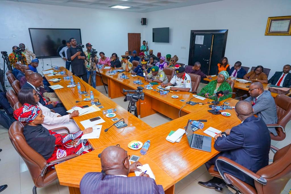 Hon Olubunmi Tunji-Ojo led a delegation of management of the ministry on a courtesy visit to the headquarters of the Independent Corrupt Practices and Other Related Offences Commission (ICPC) in Abuja, where they were received by the Chairman, Dr. Musa Adamu Aliyu #RenewedHope