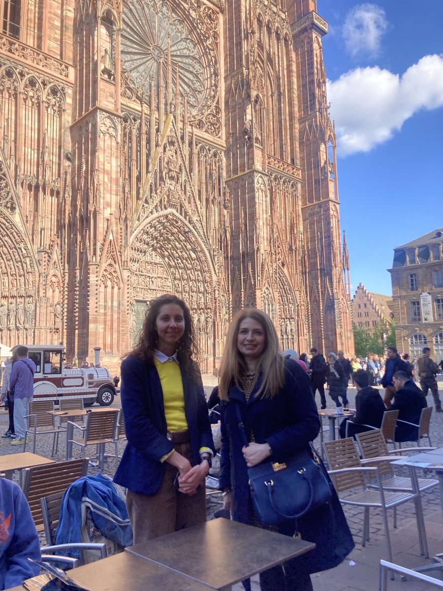 Bangor English Literature (@bangorenglit) on Twitter photo ā¦<a href="/BangorEngLit/">Bangor English Literature</a>ā© PhD student ā¦<a href="/TheKnightlyPhD/">Dr Aude Martin</a>ā© and her proud supervisor ā¦<a href="/RalucaRadulesc1/">Raluca Radulescu Prof</a>ā© both presented at last weekāsāRomance in Medieval Britainā conference ā¦<a href="/BangorEngLit/">Bangor English Literature</a>ā© PhD student ā¦<a href="/TheKnightlyPhD/">Dr Aude Martin</a>ā© and her proud supervisor ā¦<a href="/RalucaRadulesc1/">Raluca Radulescu Prof</a>ā© both presented at last weekāsāRomance in Medieval Britainā conference