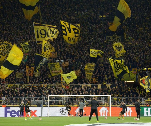 Bu akşam Borussia Dortmund taraftarı.