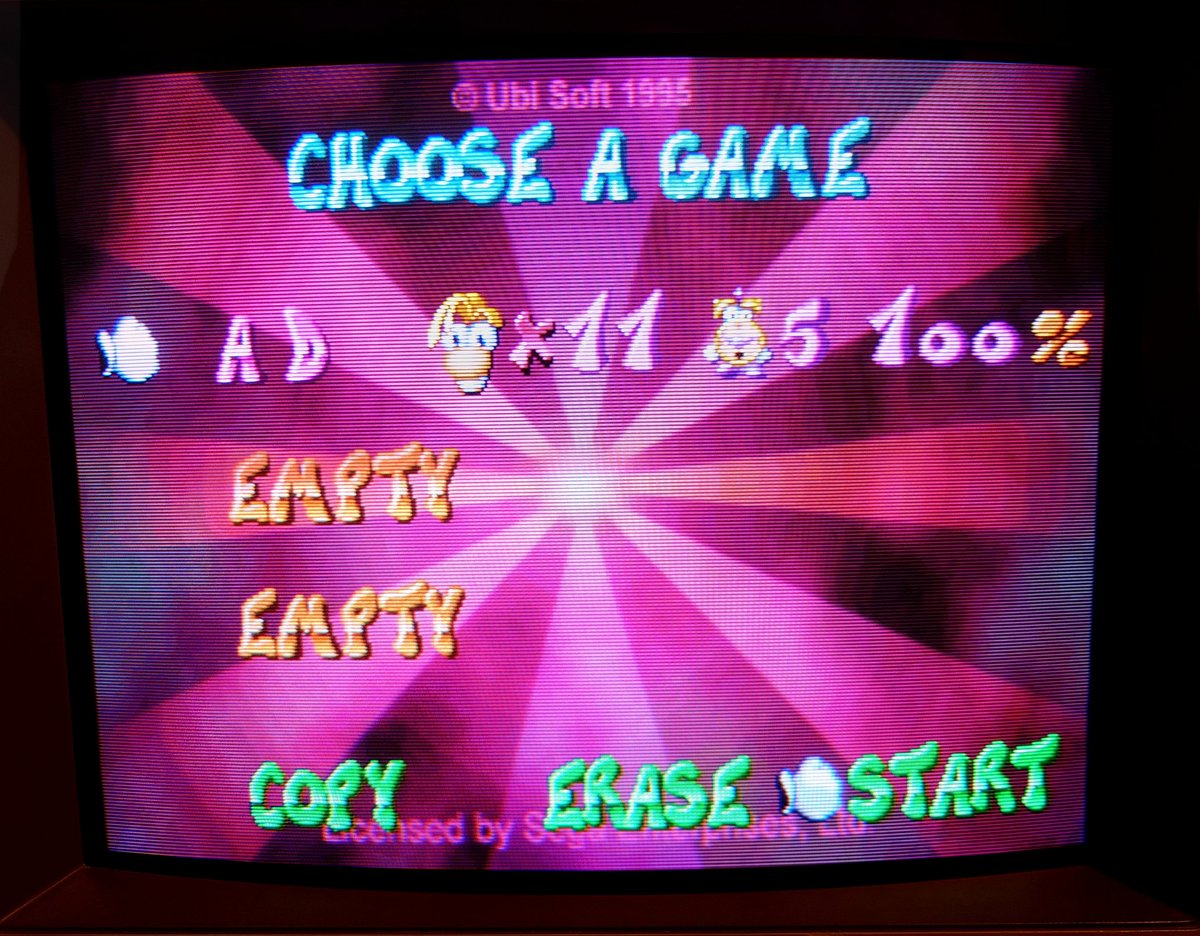 NightSaint1's tweet photo. 29 ans après, je le finis pour la seconde fois, non sans mal ^^ J'ai retrouvé les doux souvenirs de '95 qui sont restés intacts. 100% avec les 102 cages et sans cheat codes. Merci encore à Michel Ancel et le regretté Rémi Gazel. #rayman #ubisoft #electoons #32bit #masterpiece https://t.co/JhyTHhcxzQ
