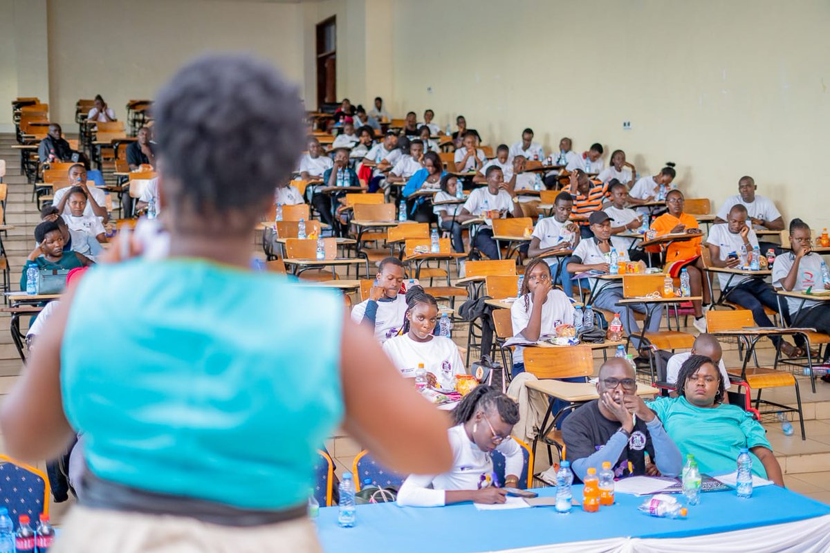 fidakenya's tweet photo. Ending Gender Based Violence requires a multi-stakeholder approach.

For this reason, @fidakenya is rolling out university learning and dialogue forums in the regions.Special thanks to University of Nairobi and its student leadership for providing  a dialogue platform.
#FIDA@UON https://t.co/xVPi26UokP