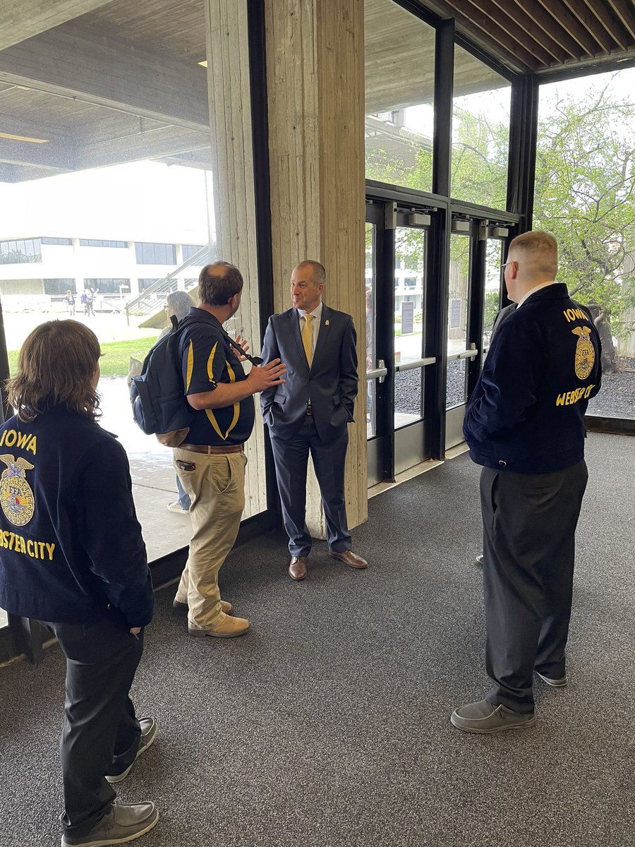 As a former member of the Emmetsburg FFA I was thrilled to address the @iowaffa State Leadership Conference today. It was great to be back at Hilton Coliseum to address the 6,500+ members present. The future of #IowaAg has so much potential!