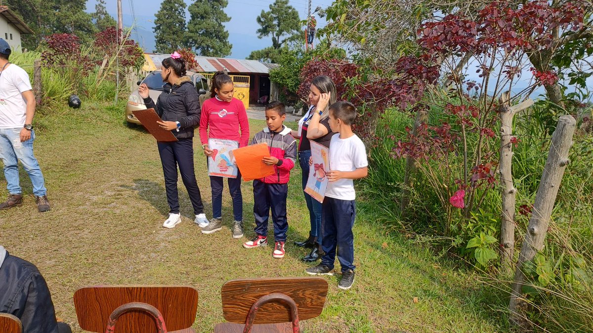 Frente preventivo junto a la defensoría educativa realiza actividad formativa recreativa en el Marco del 24 aniversario de la Lopnna en la aula anexa La  Sabana del Municipio Junín.<a href="/2018Cra/">CDCE Junín Táchira</a> <a href="/CDCETachira/">CDCE Táchira</a> <a href="/codennat/">codennat</a> @MPPEDUCACION <a href="/FrentePreveN/">Frente Preventivo Nacional</a> <a href="/Berzabethg1/">Berzabethgandicaoficial</a> <a href="/_LaAvanzadora/">Yelitze Santaella</a>