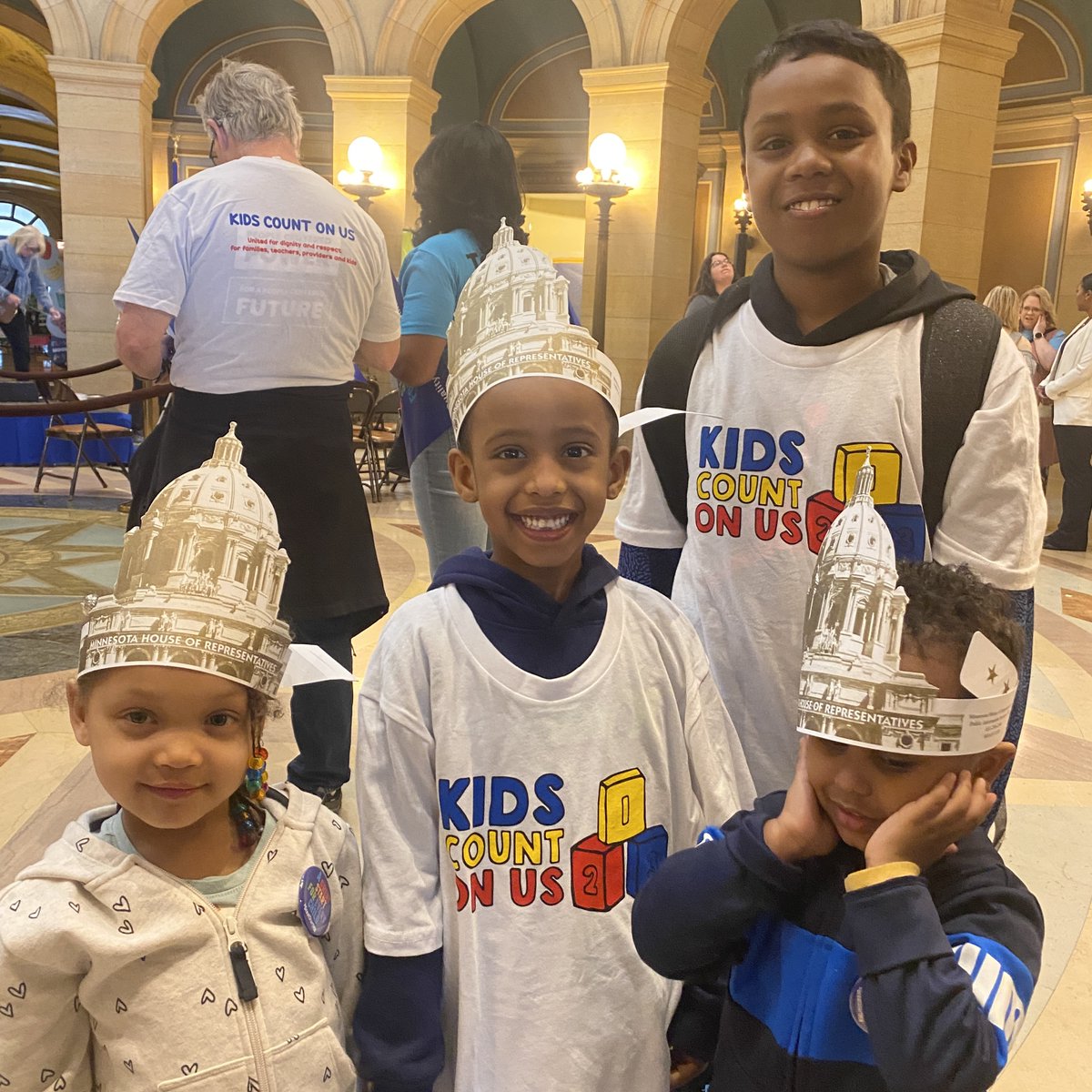 KCOU_MN's tweet photo. Some of our favorites from yesterday! We love seeing providers, teachers, parents, and KIDS telling #mnleg that they matter and that childcare and early learning deserves to be funded like the public good it is!

#affordablechildcare #SolveChildCare #GreatStartMN https://t.co/BZ7YcG9eCA