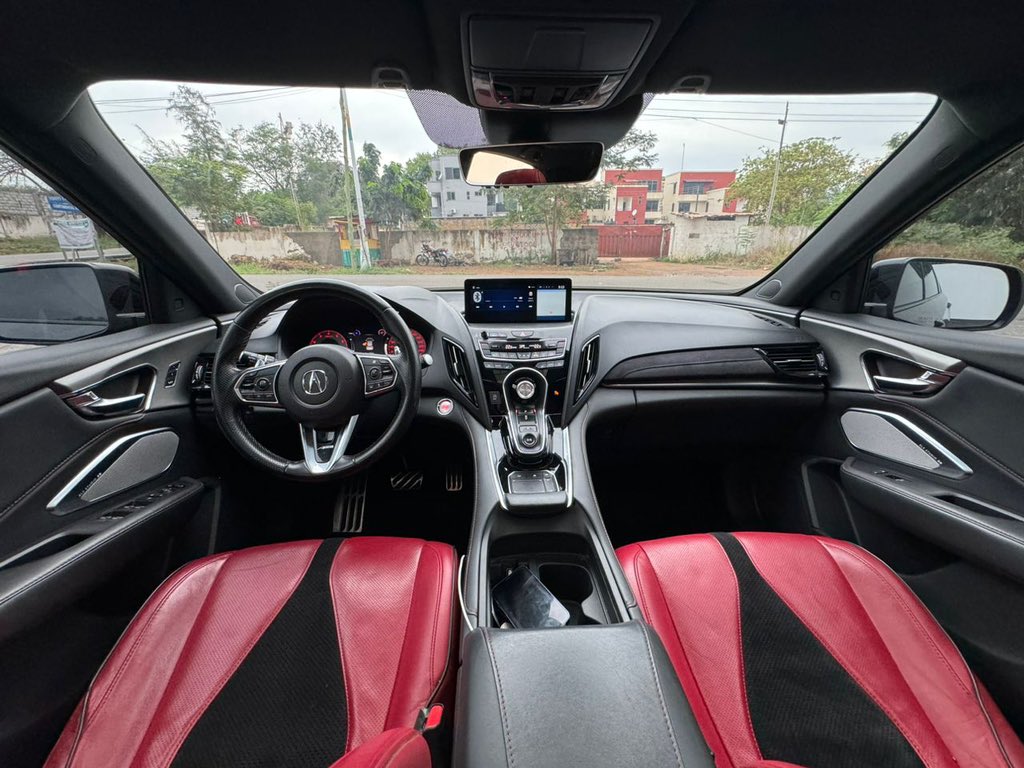 2020 Acura Rdx Aspec Pkg Sh-AWD. 468,000GHC 2.0L turbo Panoramic roof Heated/ cool seats Leather seats (Red interior) Blind spot monitors 360 parking sensors Keyless entry/exit Infotainment system Apple CarPlay/ Android auto Rear view camera Acura Watch Safety technology