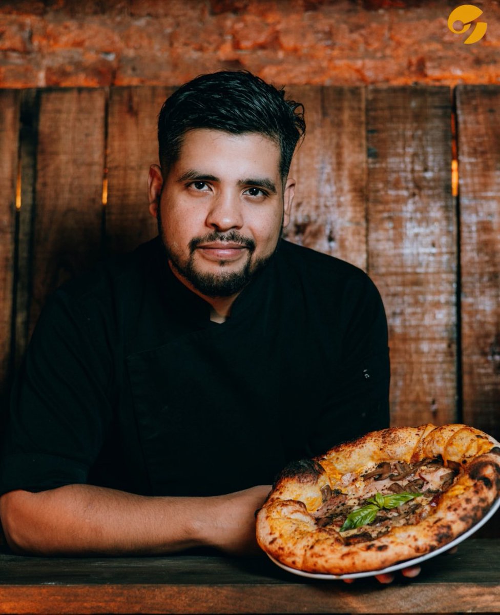 Datazo: hay una pizzería en el centro que se llama Furore, no la conocía pero el pizzero Ezequiel Ortigoza salió 2do en el mundial de la pizza en Nápoles, habrá que ir a probar!