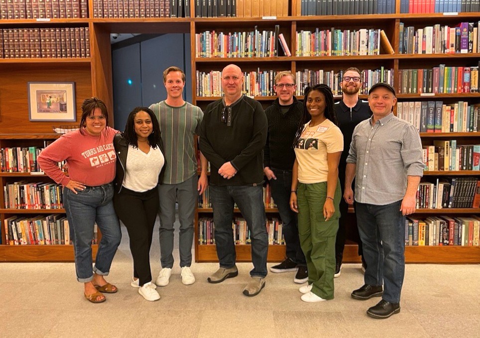 Our Veterans Fellowship participants recently met with the talented showrunner, writer, and producer Shawn Ryan (THE SHIELD, THE NIGHT AGENT). Thank you, @ShawnRyanTV, for sharing your knowledge and inspiring our future industry leaders! #WGFVets