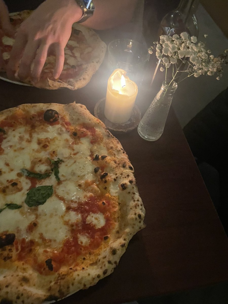 amyhessey's tweet photo. @Syndicate thanks for the suggestion best pizza evahhh :) #rudys ps. lydia needs to try the kinder bueno cheesecake 🤤 https://t.co/LRm8BeBTBZ