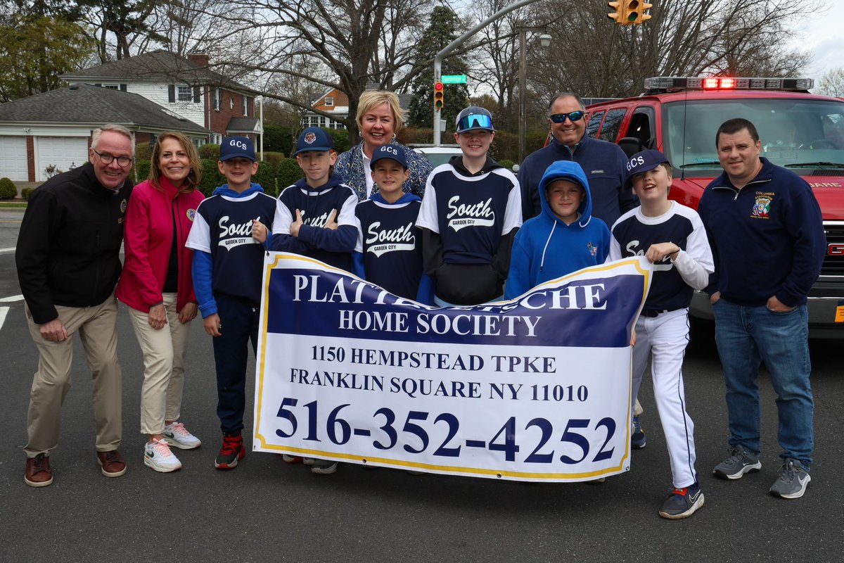 Garden City South was marching their way towards a successful #LittleLeague season this past weekend! Great to see smiles and excitement for the upcoming #Baseball & #Softball season. CC: Councilman Muscarella, Town Clerk Murray, Receiver Driscoll, @EdwardRa19, Leg. Giuffre