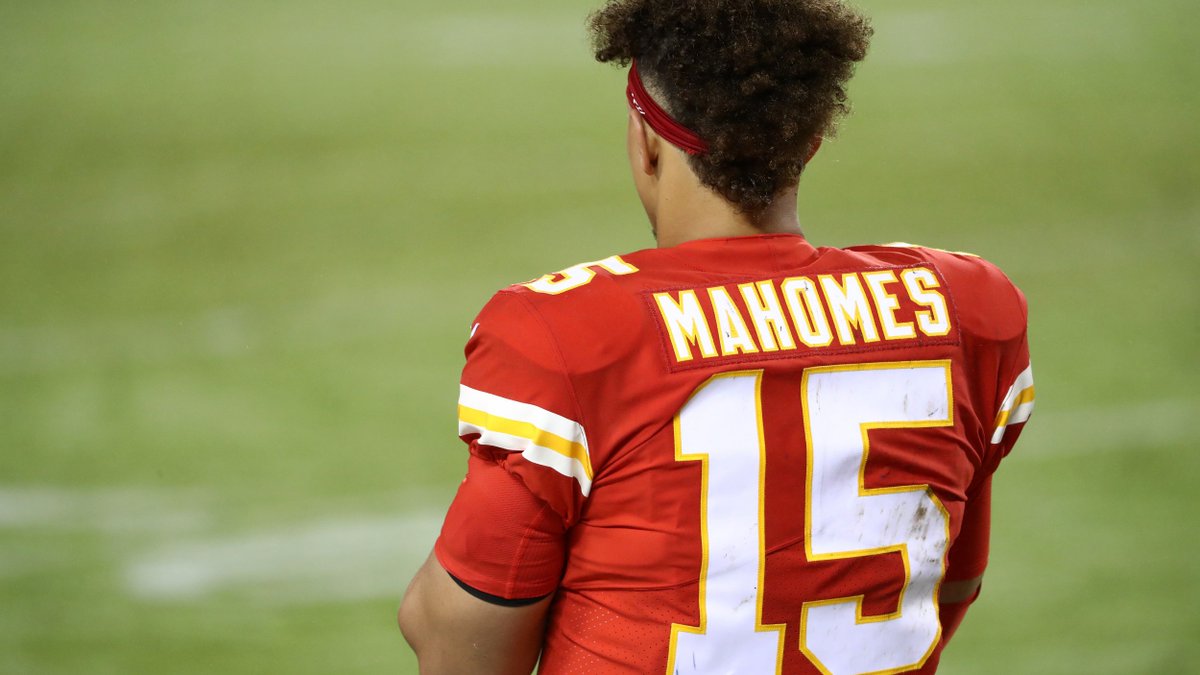 Patrick Mahomes is very much interested in playing baseball during Spring Training: “I’ve talked to the Royals and if I can maybe go out to a spring training, I'm not opposed to that. I'll get it approved by the Chiefs and everything like that. But maybe one of these years I go