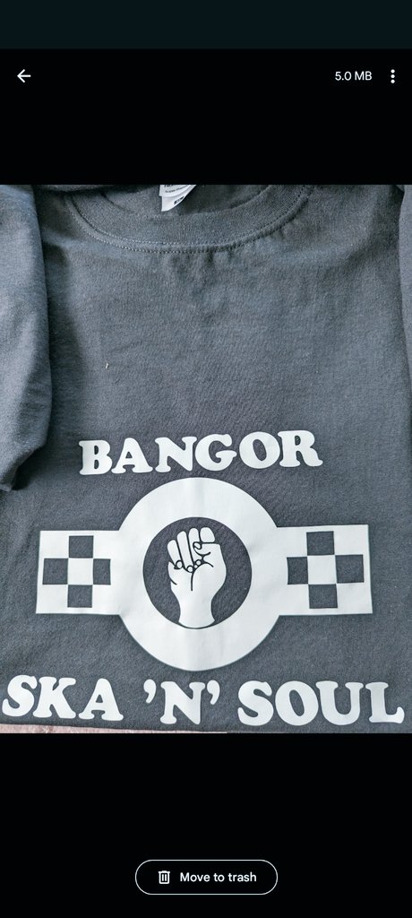 An idea ,a T-shirt and  keeping the faith and also believing we got something here .
✊🏻👍🏻🏴󠁧󠁢󠁷󠁬󠁳󠁿🇯🇲🏁