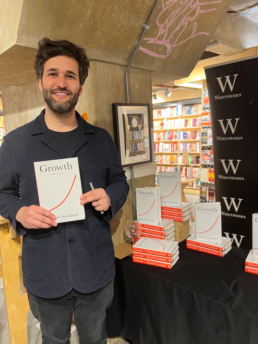 Always in awe of how much work this man produces. 

Congratulations to @danielsusskind on the launch of GROWTH: A RECKONING.