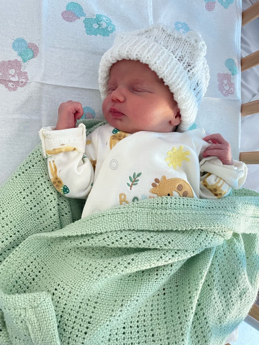 proinsy's tweet photo. Our little party crasher Juliette May Cole, 5lb 3, born 14/04/2024. Love at first sight 💛 https://t.co/pOOmWH1haS