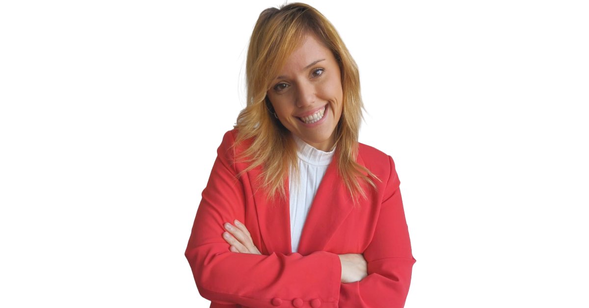 InsideHouzz's tweet photo. Maria Santirso loves understanding what makes people tick. A former psychologist, she now uses her expertise to create engagement programs at @Houzz. Read our latest #houzzerprofile! #meettheteam #jointheteam

https://t.co/v9OEs8v9ka https://t.co/HWejWmP3eL