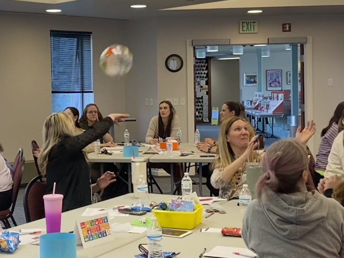 We’re tossing globes while learning 3 signature pedagogies designed to bring the world to our classrooms! Engaging professional learning… it’s how we #TeachInDavis! #uted #SDGs @DavisSchools