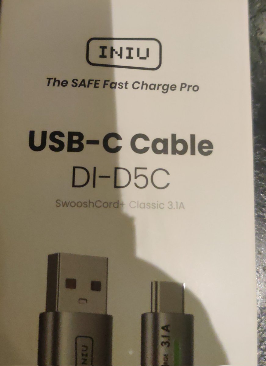 Where do I plug it INIU?