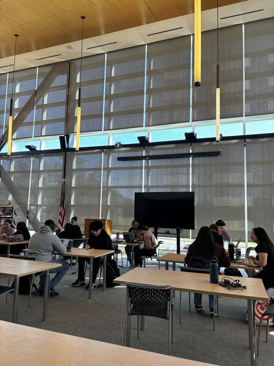 Mrs. Cruz tweet media