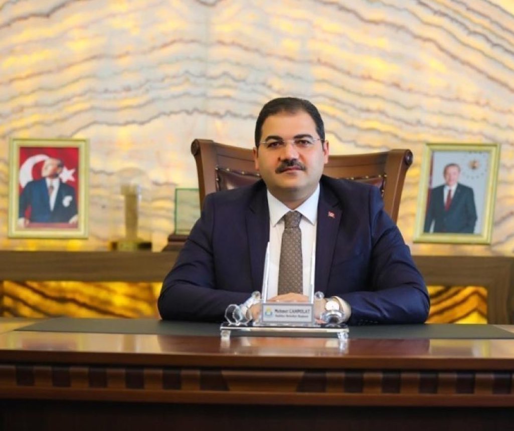 Şanlıurfa Büyükşehir Belediyesi AK Parti Grup Başkanvekiliğine seçilen Haliliye Belediye Başkanımız Sayın Mehmet Canpolat’ı tebrik eder, görevinde başarılar dilerim. @mcanpolatnet