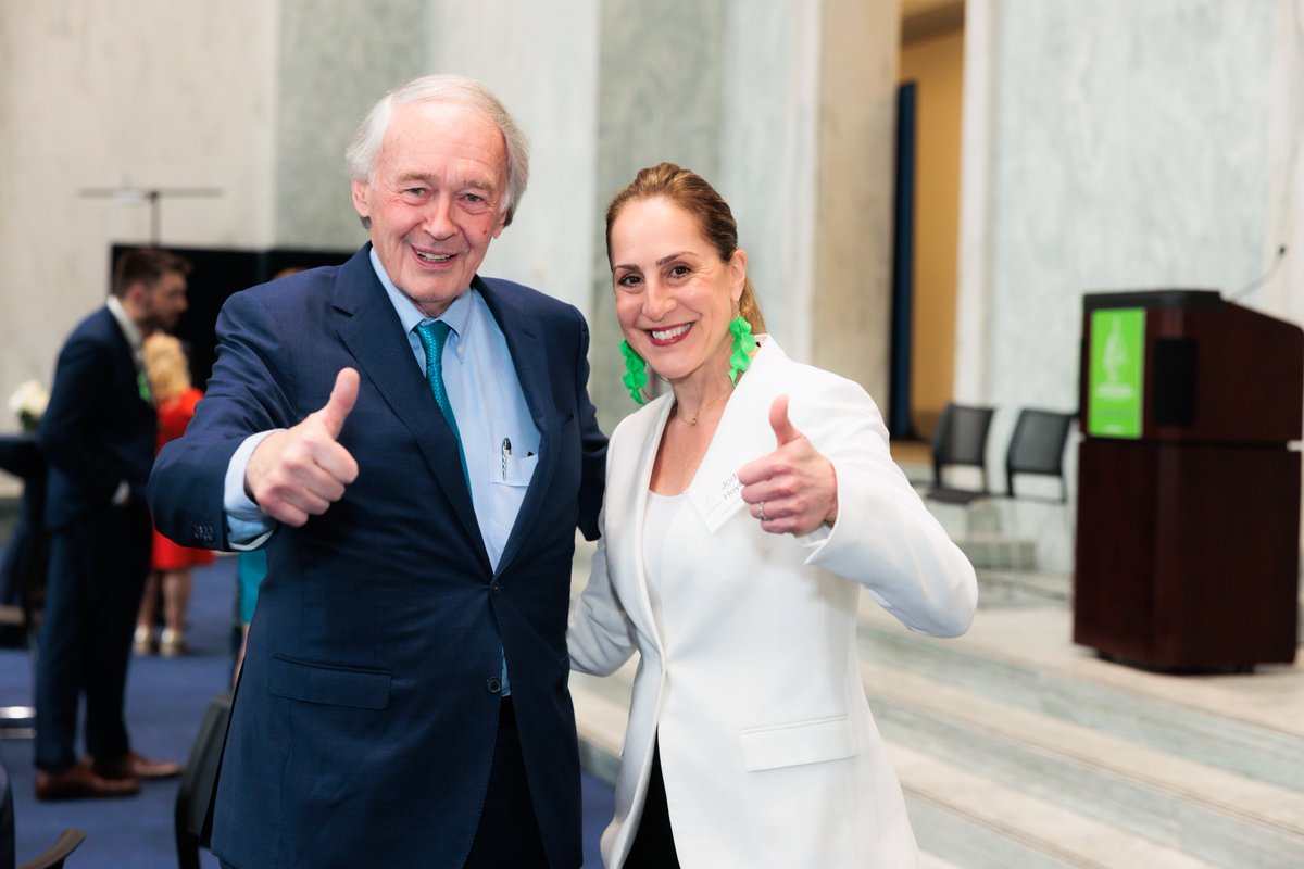 Last week, we celebrated the inaugural Cancer Prevention & Early Detection Month on Capitol Hill with the cancer prevention community & members of Congress & their spouses. Thanks to all who joined us to raise awareness about prevention & early detection! #CongressionalFamilies