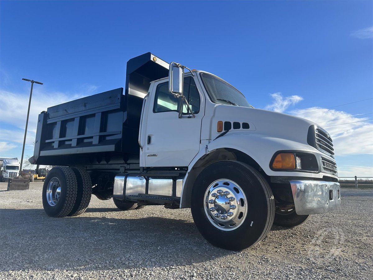 𝟐𝟎𝟎𝟗 𝐒𝐓𝐄𝐑𝐋𝐈𝐍𝐆 𝐀𝐂𝐓𝐄𝐑𝐑𝐀 --- USD $29,500 under #OtherStockListings ‼️

🚚 285 HP
🚚 Cummins Diesel Motor
🚚 Clean Interior + Heating & A/C

☎️ (563) 303-7009

🔗 ow.ly/srZu50RhyJR

#UsedTruckSale #UsedHeavyEquipment