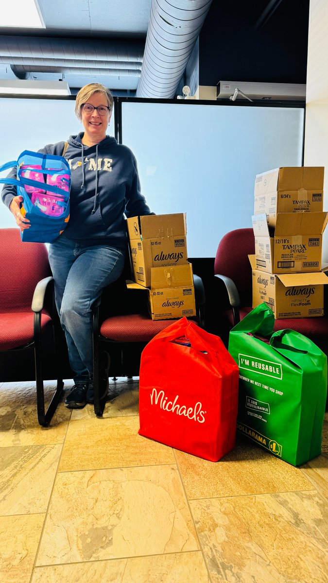 unitedwaykfla's tweet photo. #ThankYouForSupport That's a wrap on the fifth annual #TamponTuesday donation drive! A big shoutout to everyone who has donated menstrual hygiene products in support of United Way KFLA's Tampon Tuesday donation drive! https://t.co/iLPQN09aZS