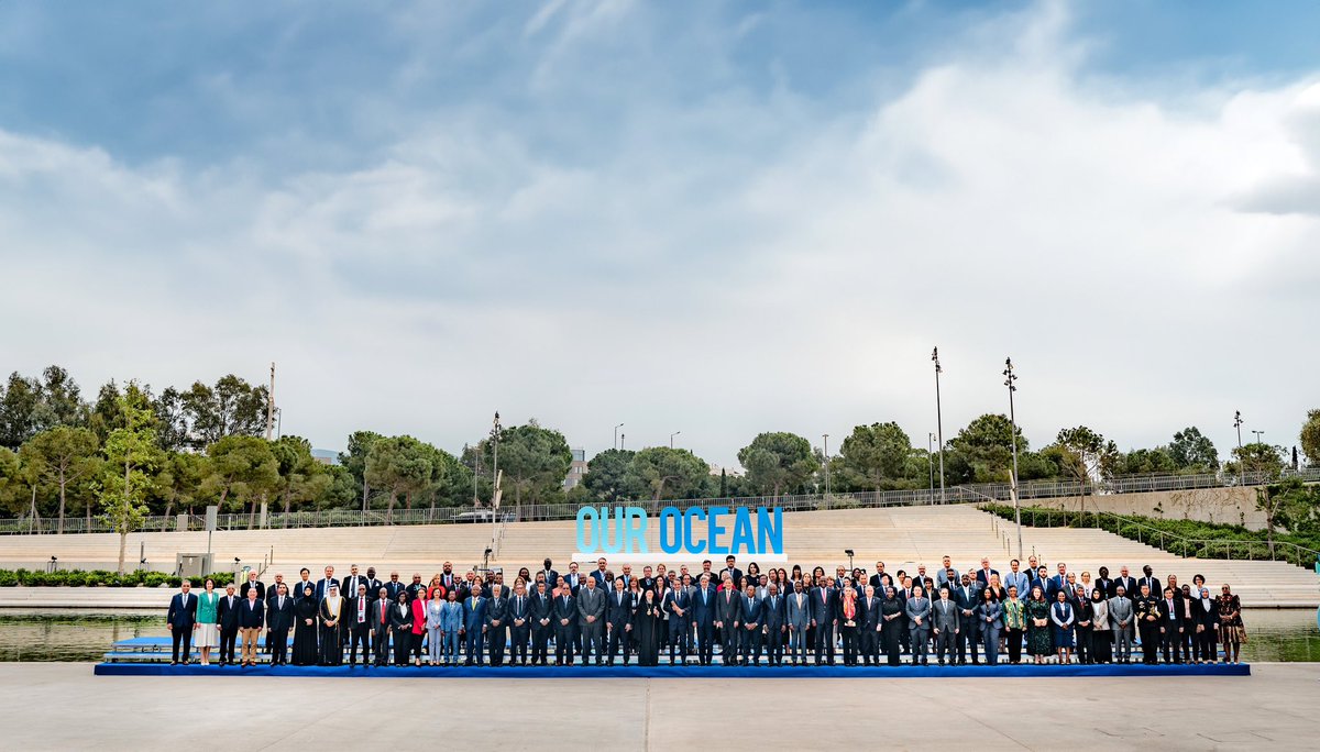 What a fantastic gathering of leaders at the 9th Our Ocean Conference in Athens! 📸 Here's the #OurOcean2024 Family Photo of all the Heads of Delegations coming together to drive positive change for our ocean. Together, we can unlock the potential that the ocean holds to…