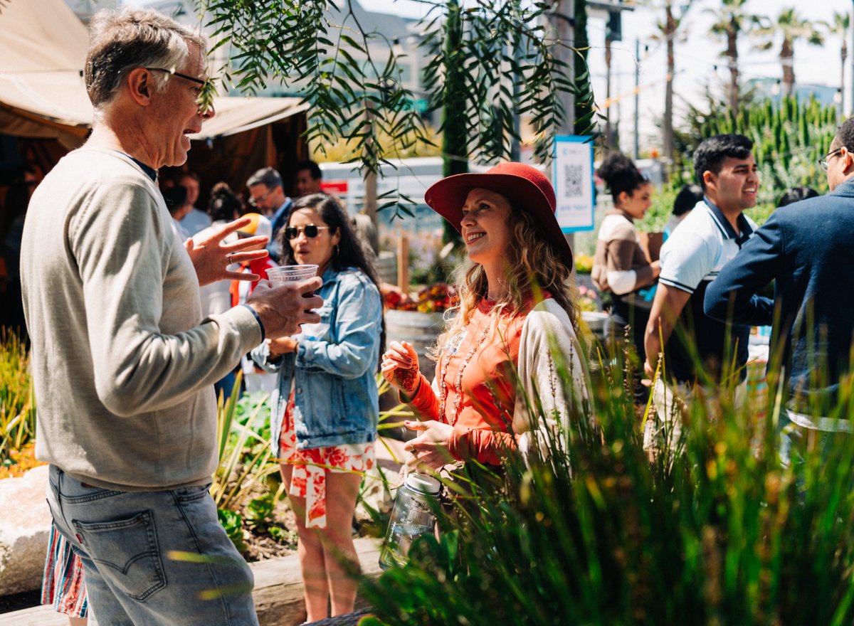 Get ready for an extraordinary mix at Coro's Spring Gathering on Saturday, April 27th in San Francisco! From students to seasoned professionals, everyone's coming together for an inspiring day🌷💫 Don't miss out - grab your tickets today bit.ly/3vrYRtJ