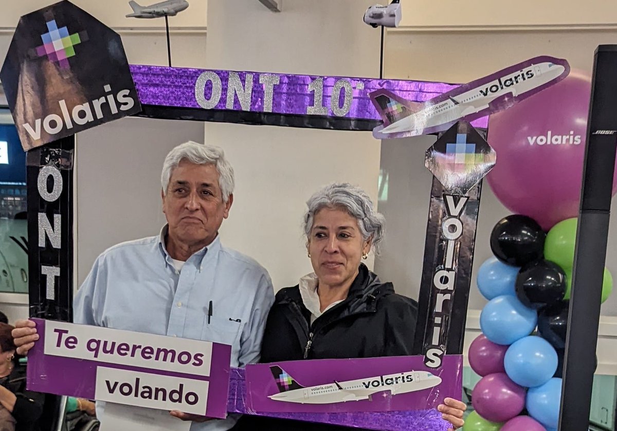 ¡Me siento muy feliz de celebrar 10 años uniendo familias en nuestra ruta Ontario, California- Guadalajara! ✈️ Somos los únicos que conectamos estos destinos de forma directa y hemos logrado transportar a más de 900 mil personas entre ambos destinos. ¡Seguimos comprometidos