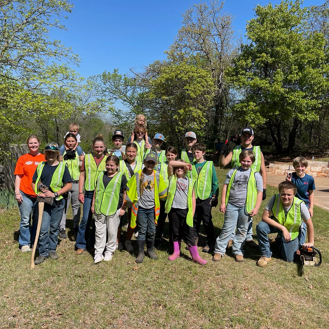 On Saturday, more than 1,000 OSU Extension volunteers participated in 90 service events across Oklahoma for the @okstate inaugural #StateOfOrange: A Day of Cowboy Service.

Thank you to all who participated! #WeAreLandGrant