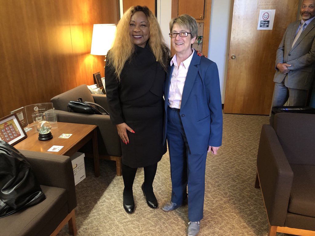 So honored to have met @CathFlowers the great environmentalist Catherine Coleman Flowers who raised awareness of waste water & poor sanitation in low wealth communities & continues to work to remedy these problems