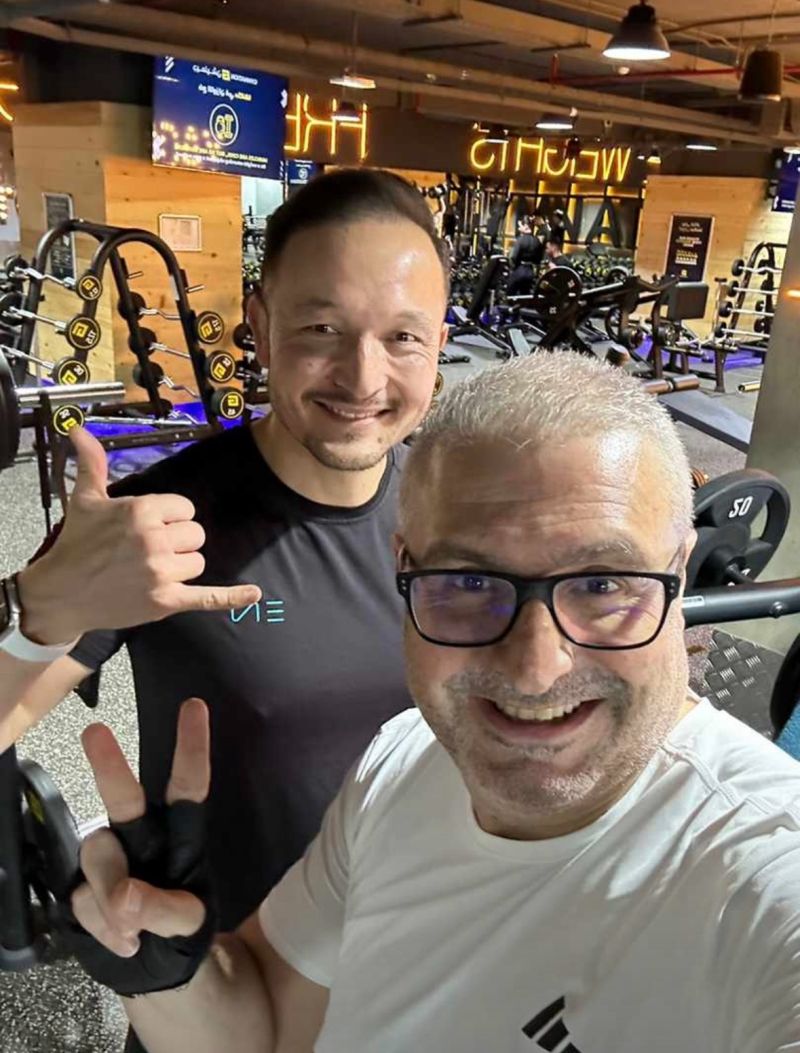 hkayyal's tweet image. Working out with a partner makes the workouts even more fun! 🏋️‍♂️ 

Especially when you are starting out and motivation is low, a partner can keep you accountable and boost your spirits.

#WorkoutPartner #FitnessMotivation