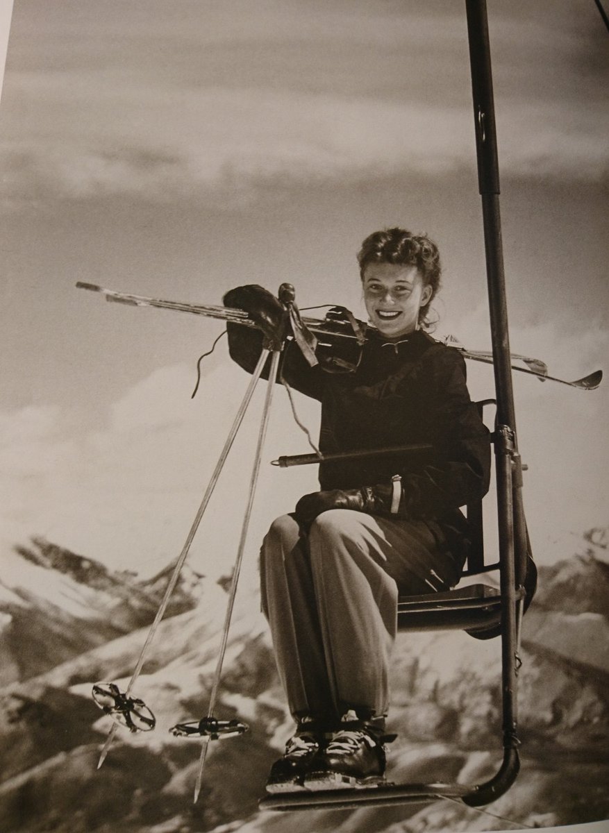 Megève, fevrer 1933. Fotografia da J. H. Lartigue #scis #sport #skis