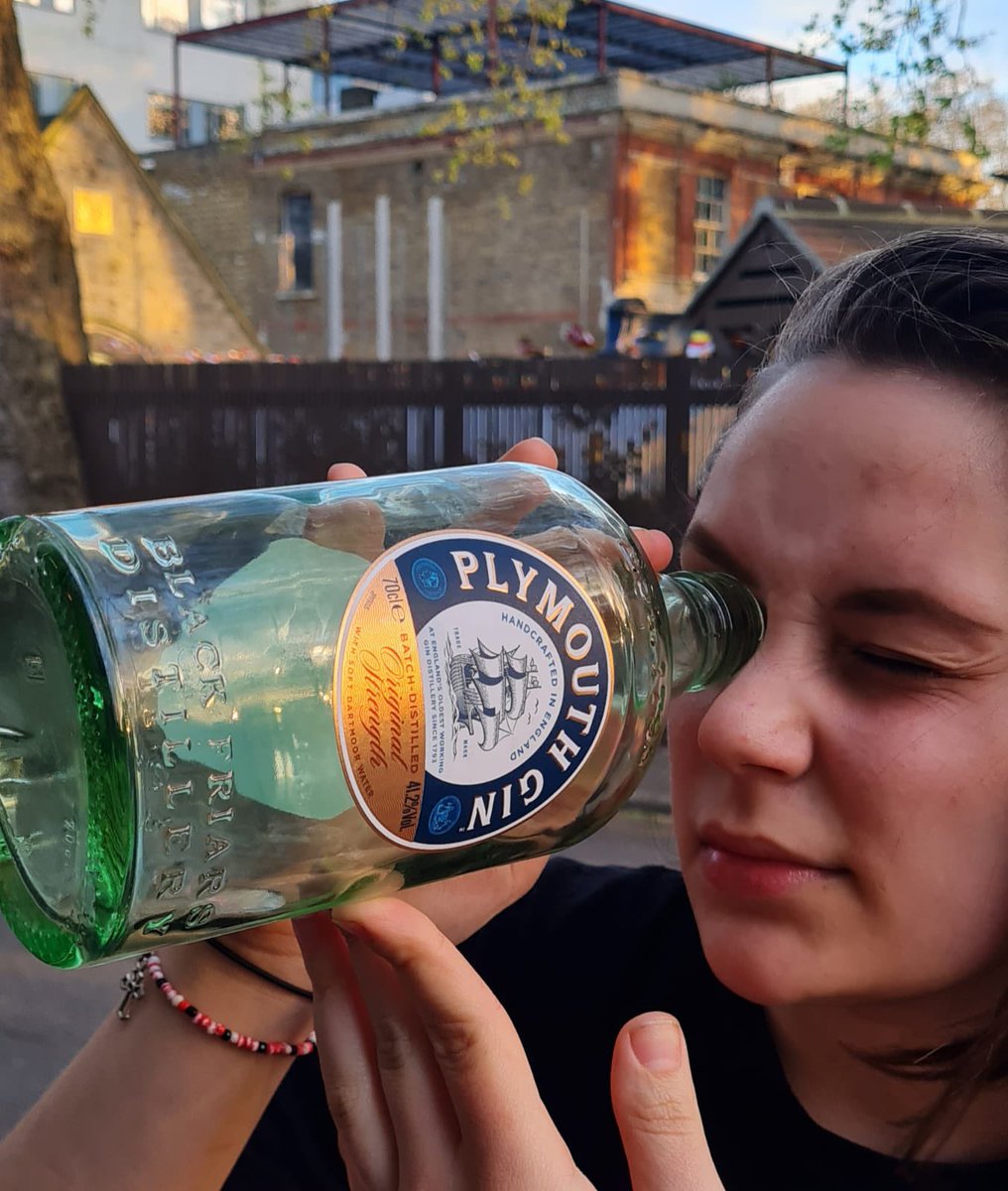 Where’s the booze at??!👀

Enjoy Plymouth Gin’s exquisite flavor while supporting ocean cleanup efforts! With each sip, you’re helping create a cleaner planet. Cheers to sustainability and healthier oceans! #PlymouthGin #CleanOcean #Sustainability #CheersToThePlanet 🌍🍹