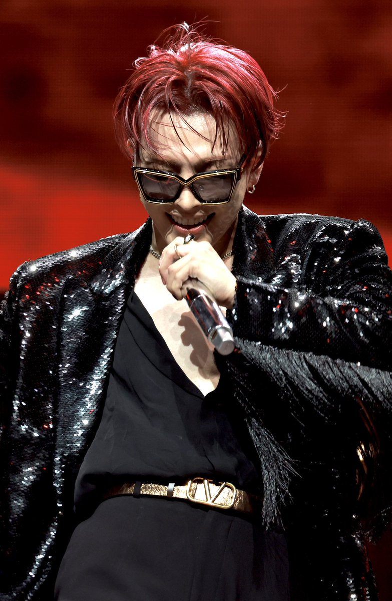 HONGFOLDER's tweet photo. Starboy https://t.co/dOtmKLo8SJ